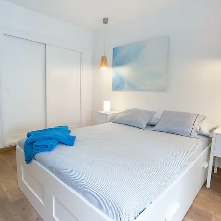 Chromotherapy Sea Breeze Apartment *